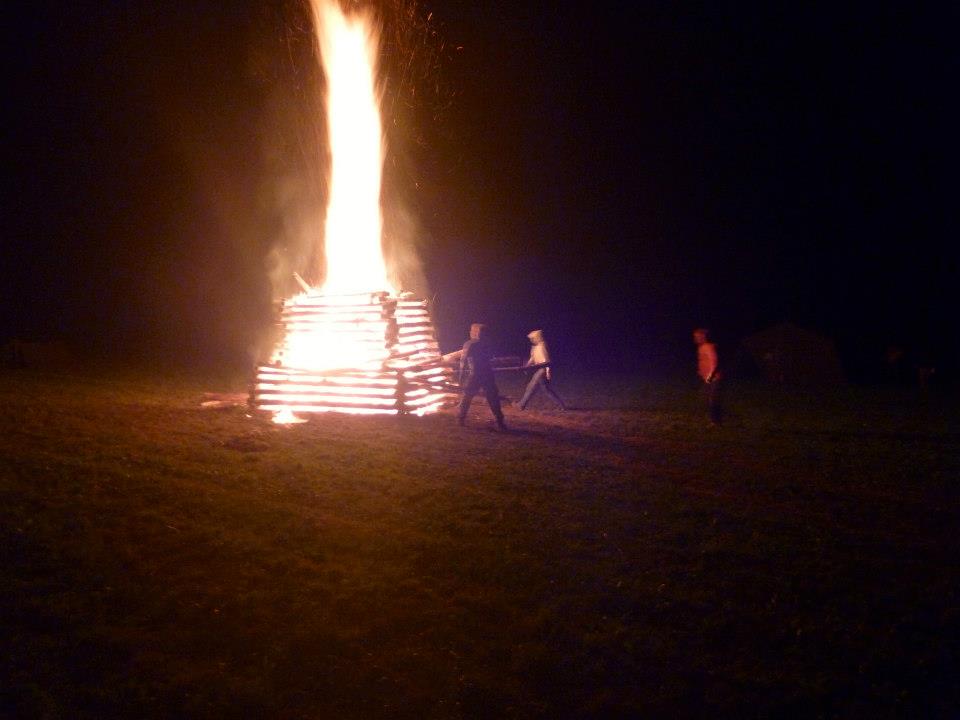 Sint-Martinus den XIIde - Kamp Curfoz 2013 Groot Kampvuur